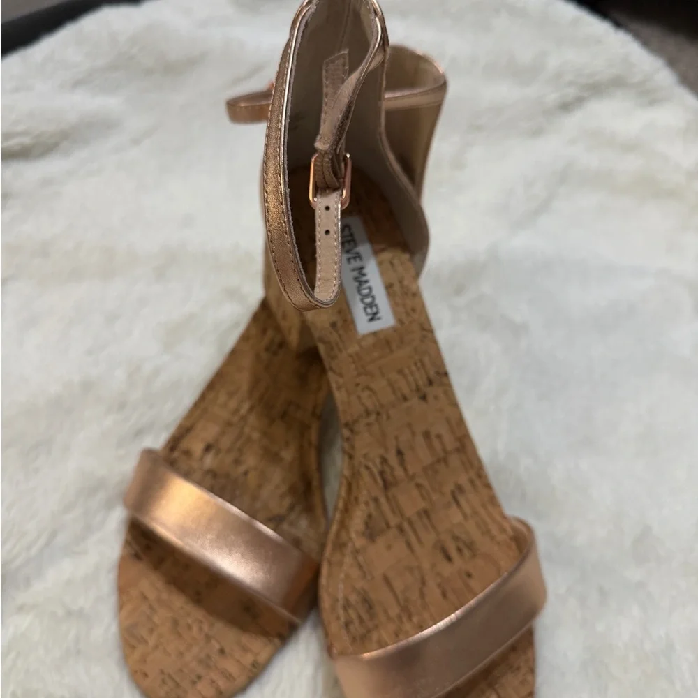 Steve Madden Metallic Rose Gold Cork Wedge Sandals